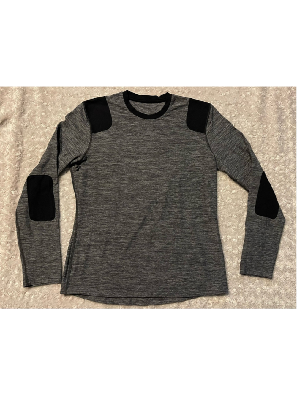 Lululemon Men’s Sprint Long Sleeve Shirt, Approximate Size Large, EUC